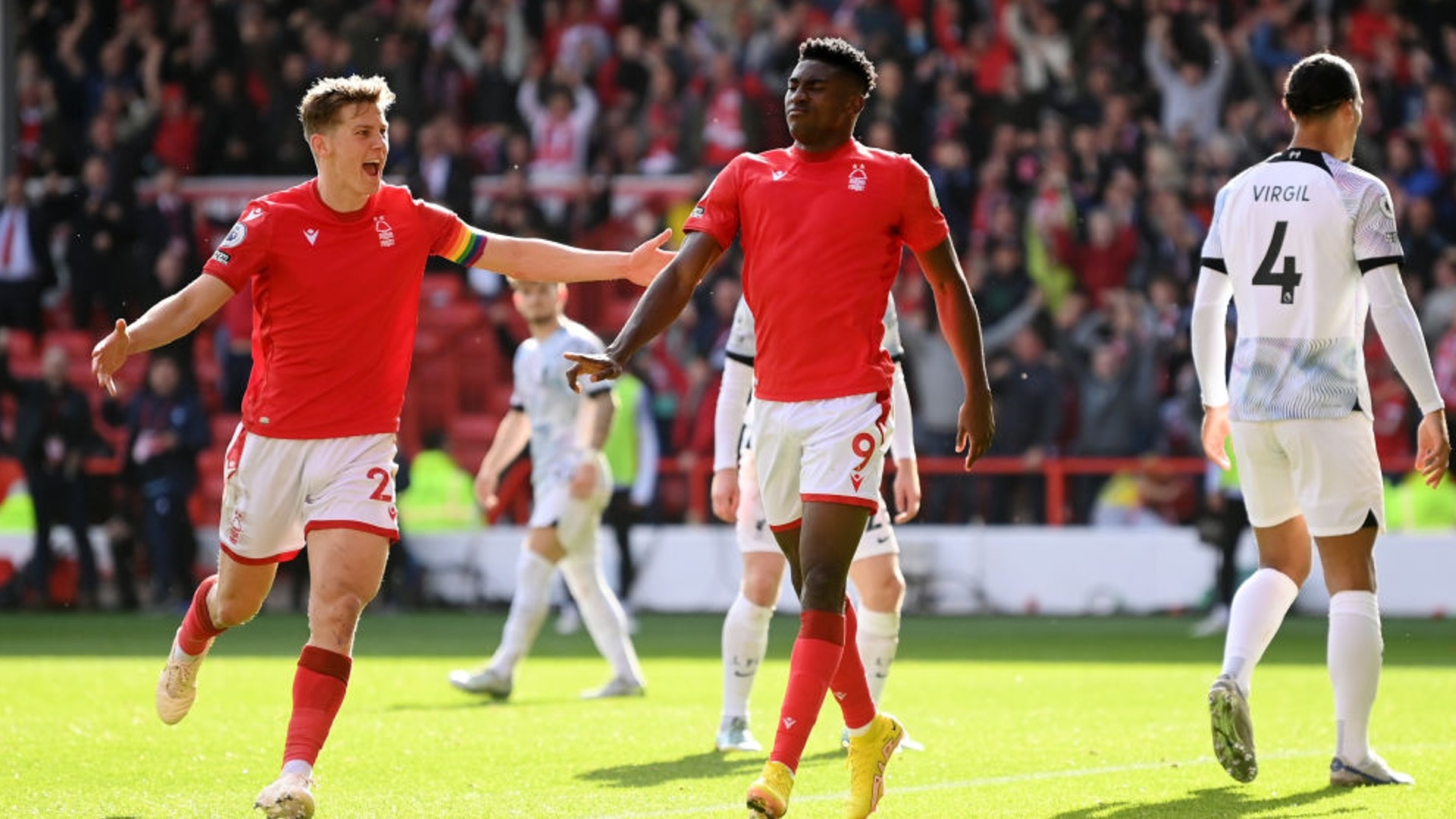 在边路的出 在边路的出