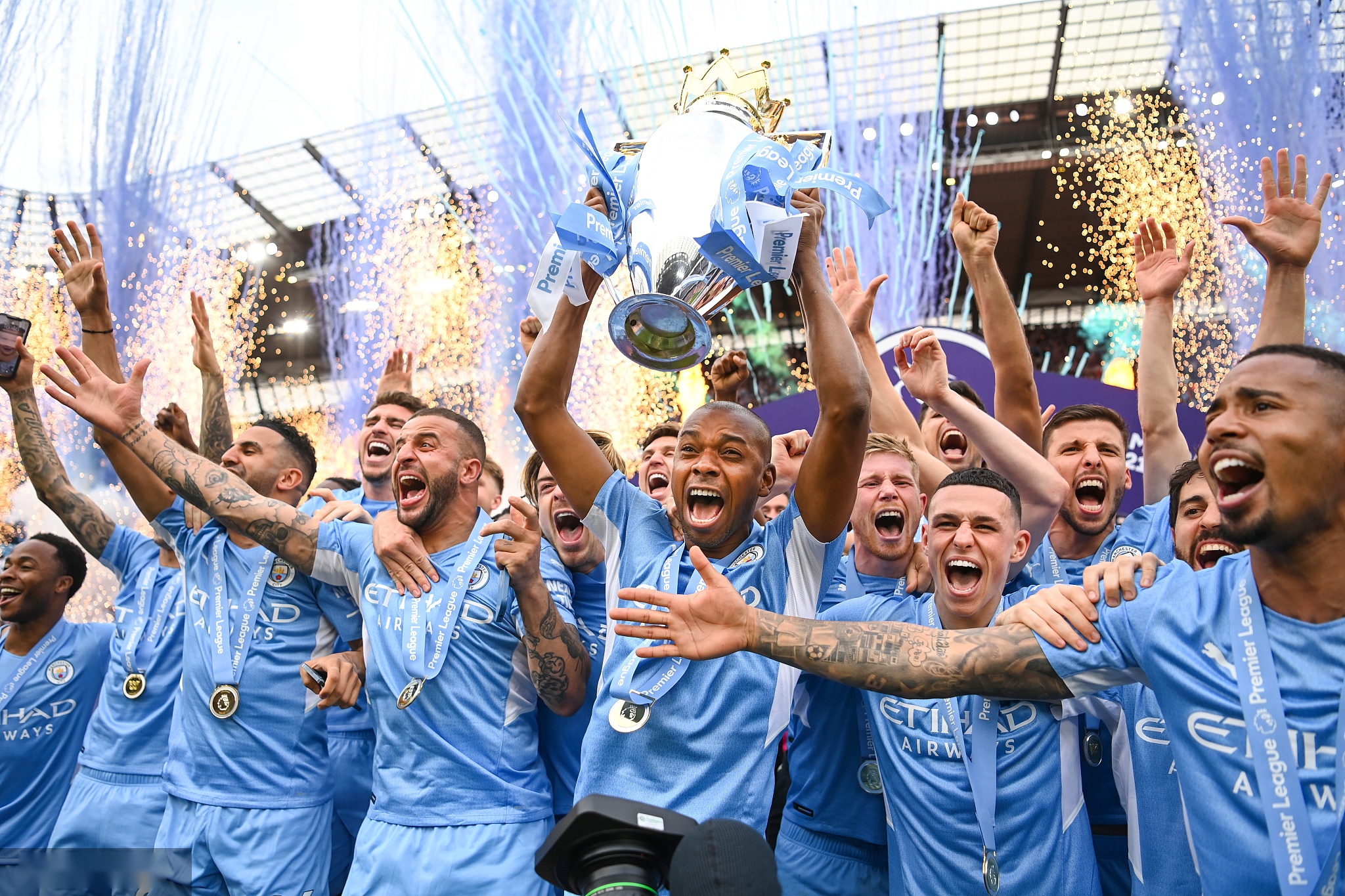 利亚诺迷失 利亚诺迷失